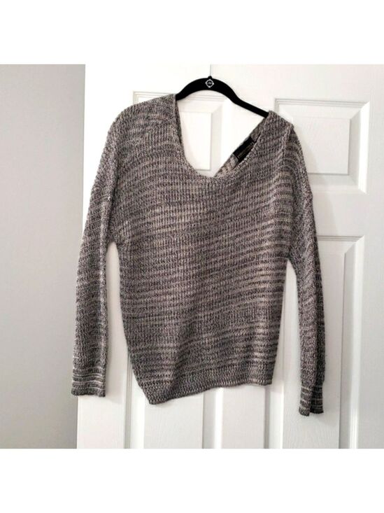 Absolutely Creative Worldwide Sweaters - Sweater